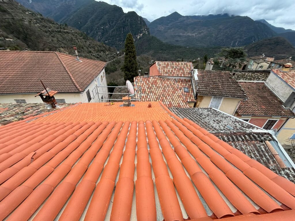 Toiture rénovée en fin de chantier